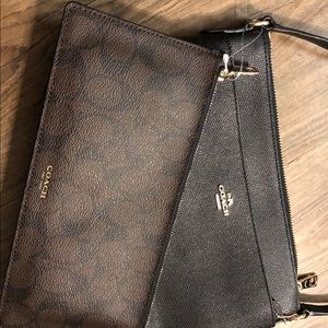 Coach crossbody with pop out.